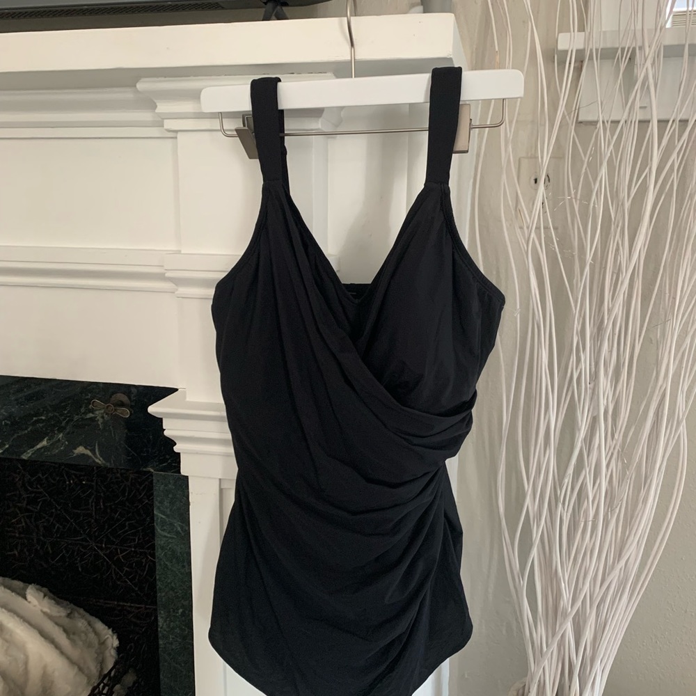 Lands End swimsuit tummy control black - Picture 2 of 3